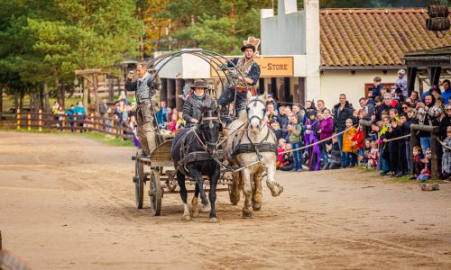 WILD WEST KIDS HALLOWEEN